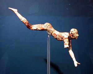The bull leaper from Knossos (Heraklion Archaeological Museum) By Chris 73 / Wikimedia Commons, CC BY-SA 3.0, https://commons.wikimedia.org/w/index.php?curid=190666